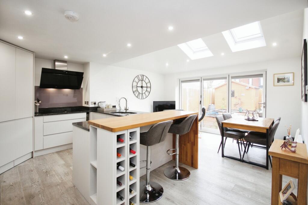 Additional property image - Cape Road, Warwick, Warwickshire, CV34