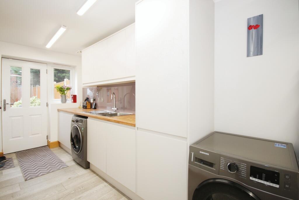 Additional property image - Cape Road, Warwick, Warwickshire, CV34