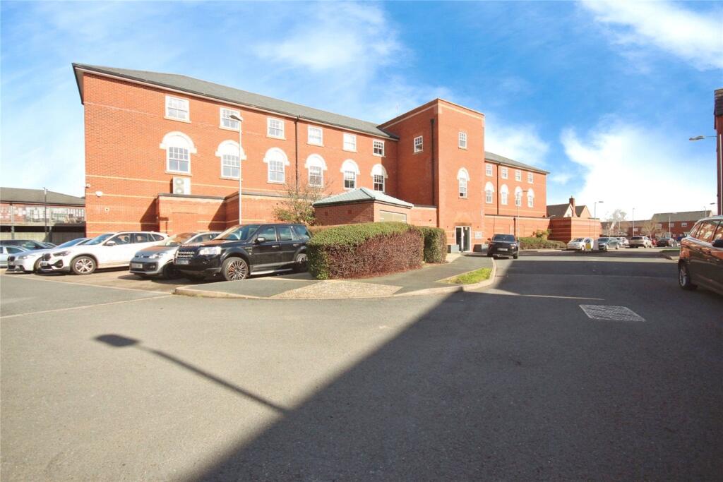 Main image of property: Alder Meadow, Warwick, CV34