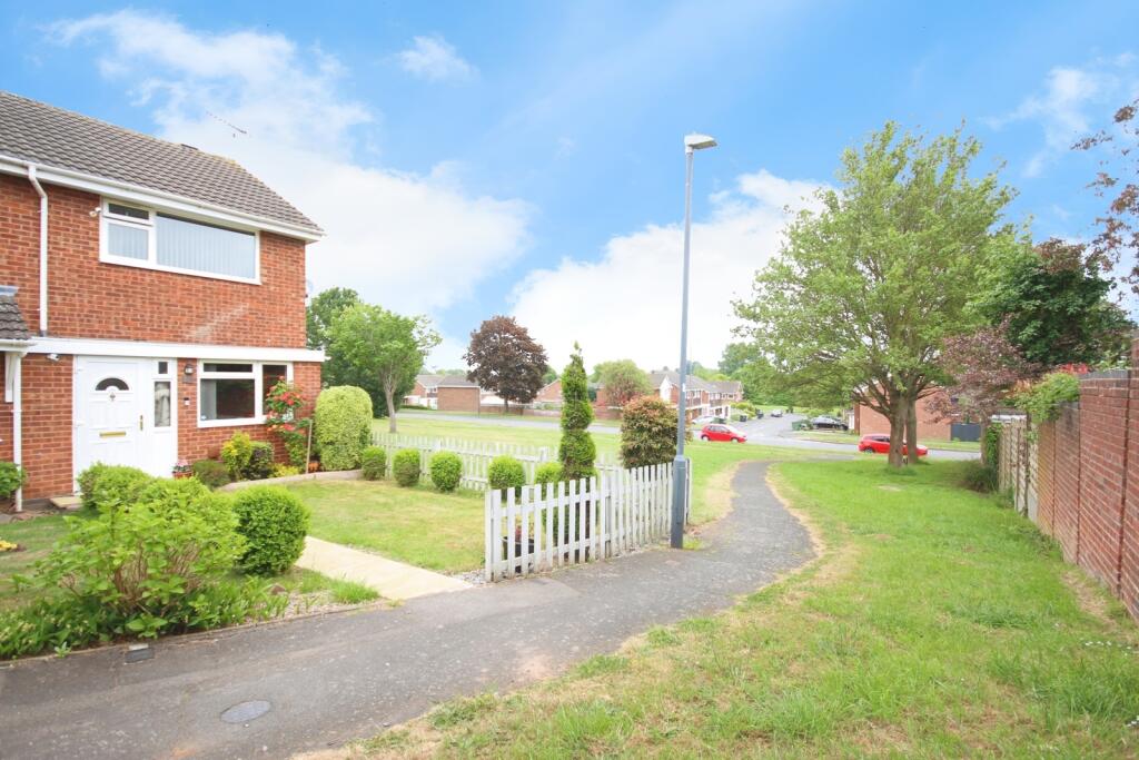 Main image of property: Hicks Close, Warwick, Warwickshire, CV34