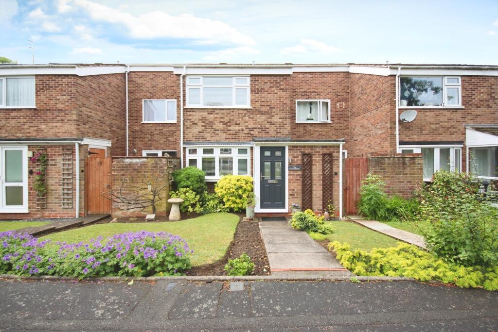 Main image of property: Newsholme Close, Warwick, Warwickshire, CV34