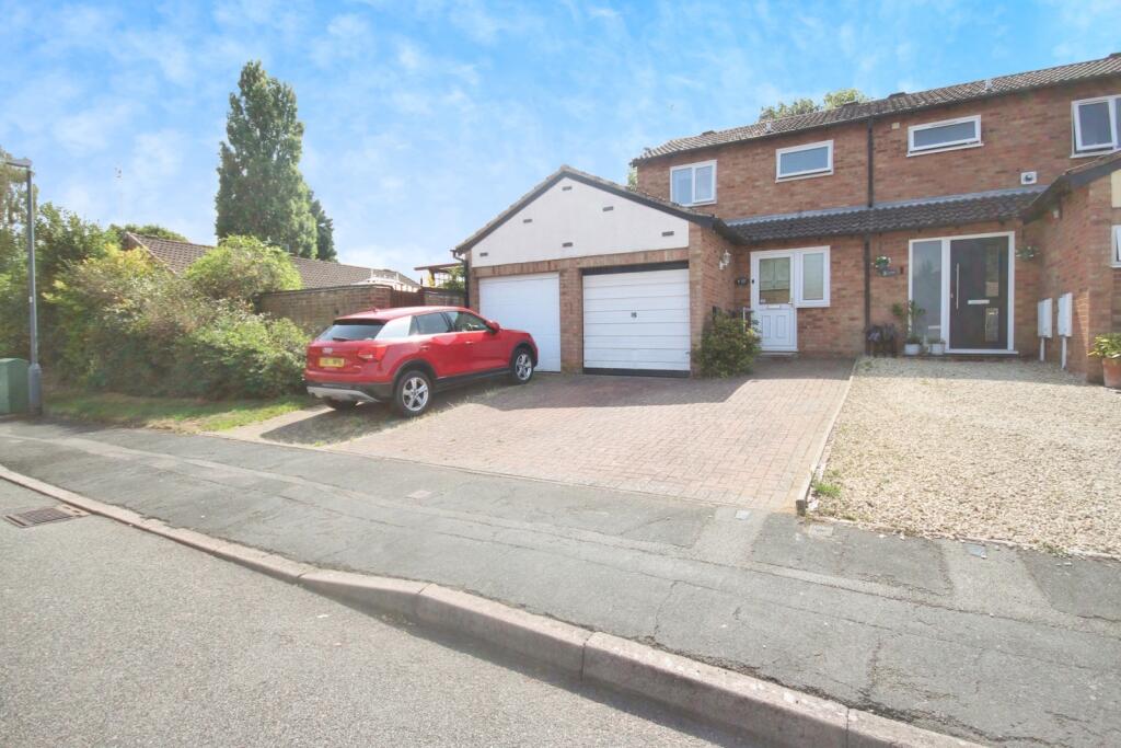 Main image of property: Hughes Close, Woodloes Park, Warwick, Warwickshire, CV34