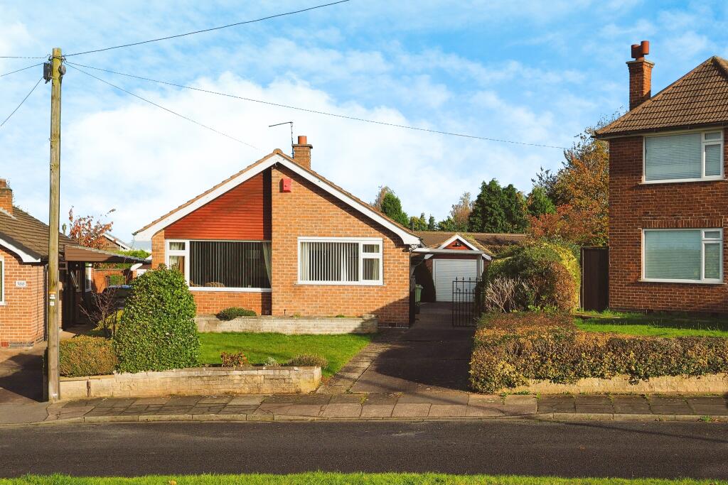 2 bedroom detached house for sale in Loughborough Road, West Bridgford