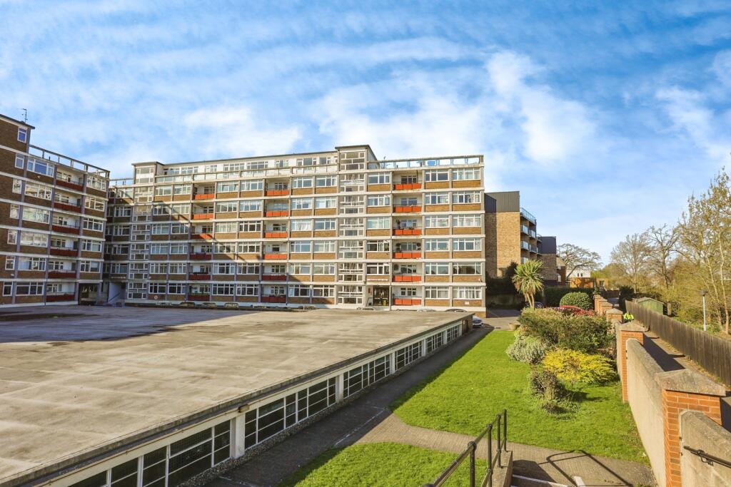 Main image of property: Rivermead, Wilford Lane, West Bridgford, Nottingham, NG2