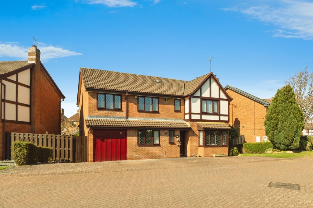 Main image of property: Lyme Park, West Bridgford, Nottingham, Nottinghamshire, NG2