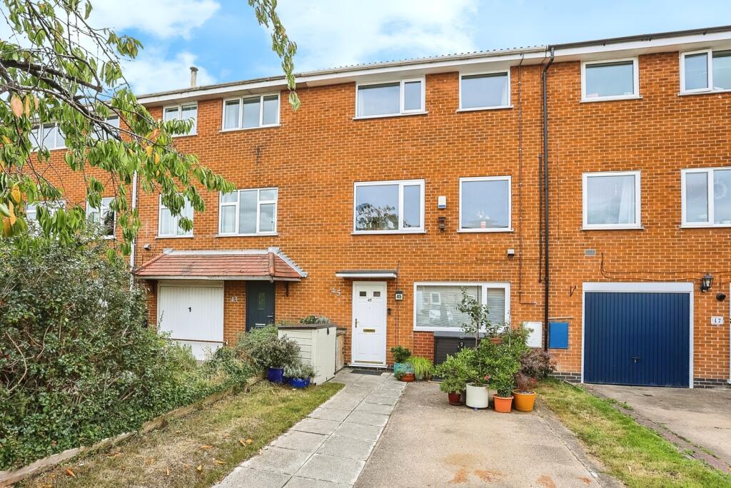 Main image of property: Aaron Close, Wilford, Nottinghamshire, NG11