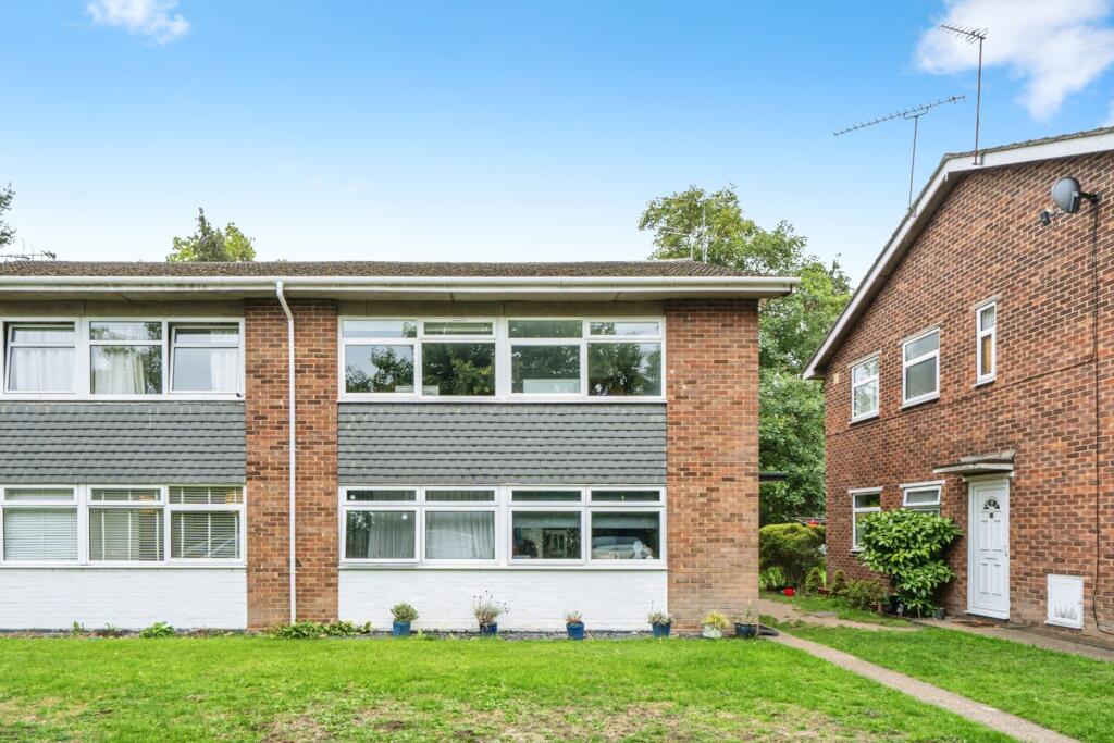 Main image of property: Petersham Close, Byfleet, West Byfleet, Surrey, KT14