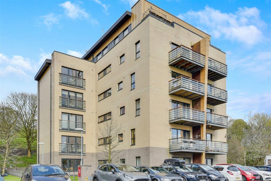 2 bedroom flat for sale in Centurion Way, Yorkhill, Glasgow, G3