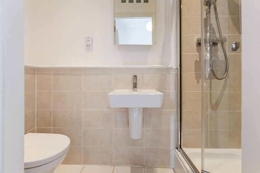 2 bedroom flat for sale in Belhaven Terrace, Dowanhill, Glasgow, G12