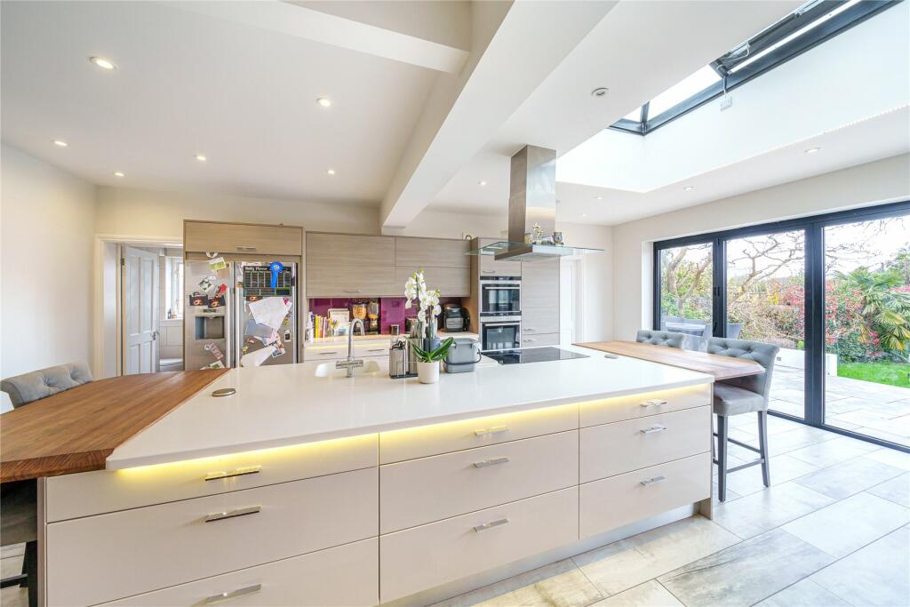 Additional property image - Wood Lodge Lane, West Wickham