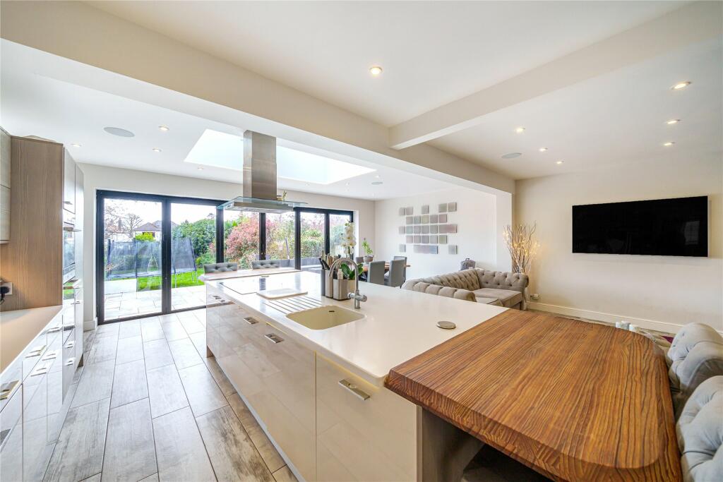 Additional property image - Wood Lodge Lane, West Wickham