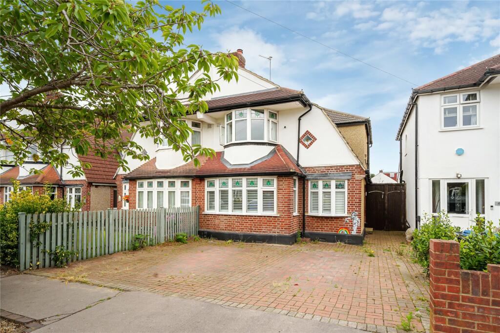 Main image of property: Elstan Way, Shirley, Croydon