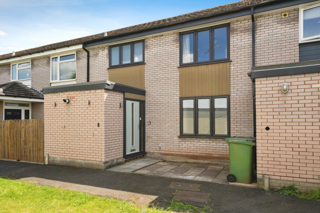 Main image of property: Dolphin Close, WORCESTER, Worcestershire, WR2