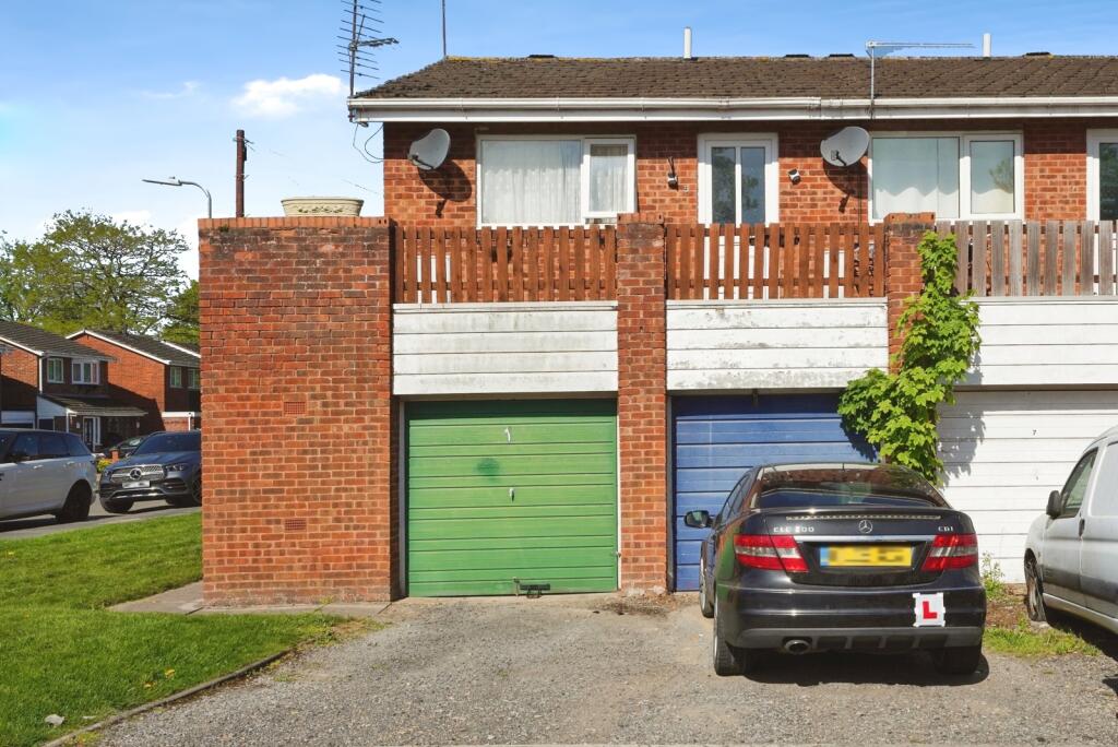 Main image of property: Elkstone Close, Worcester, Worcestershire, WR4
