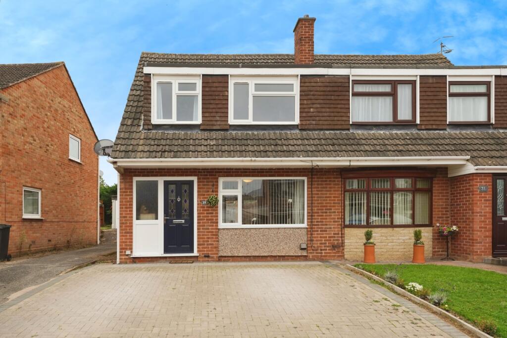 Main image of property: Ellison Avenue, WORCESTER, Worcestershire, WR2