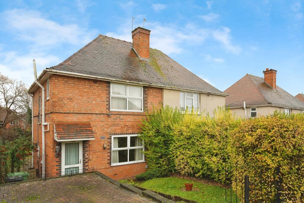 Main image of property: May Avenue, Worcester, Worcestershire, WR4