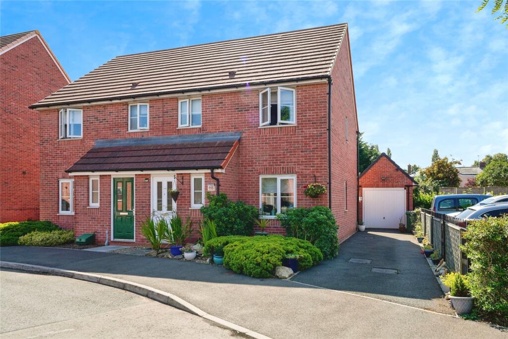 Main image of property: Sentinel Close, Worcester, Worcestershire, WR2