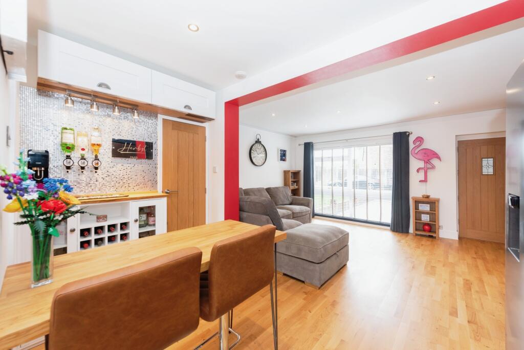 Main image of property: Gareth Close, WORCESTER PARK, Surrey, KT4