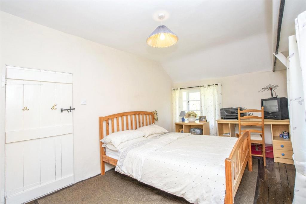 5 bedroom semidetached house for sale in School Road, Ludham, Great Yarmouth, Norfolk, NR29