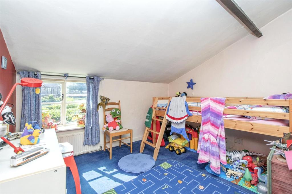 5 bedroom semidetached house for sale in School Road, Ludham, Great Yarmouth, Norfolk, NR29