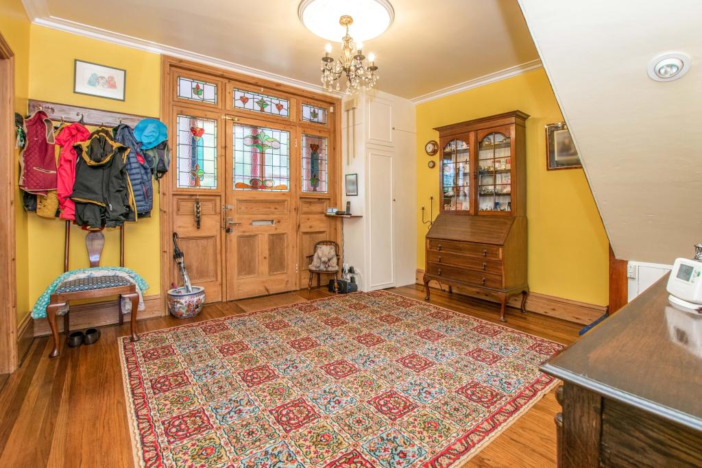 4 bedroom detached house for sale in Horning Road West, Hoveton