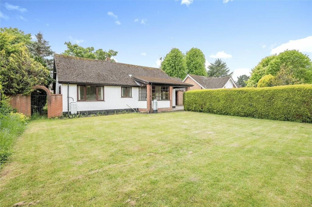 2 bedroom bungalow for sale in Charles Close, Wroxham, Norwich, Norfolk