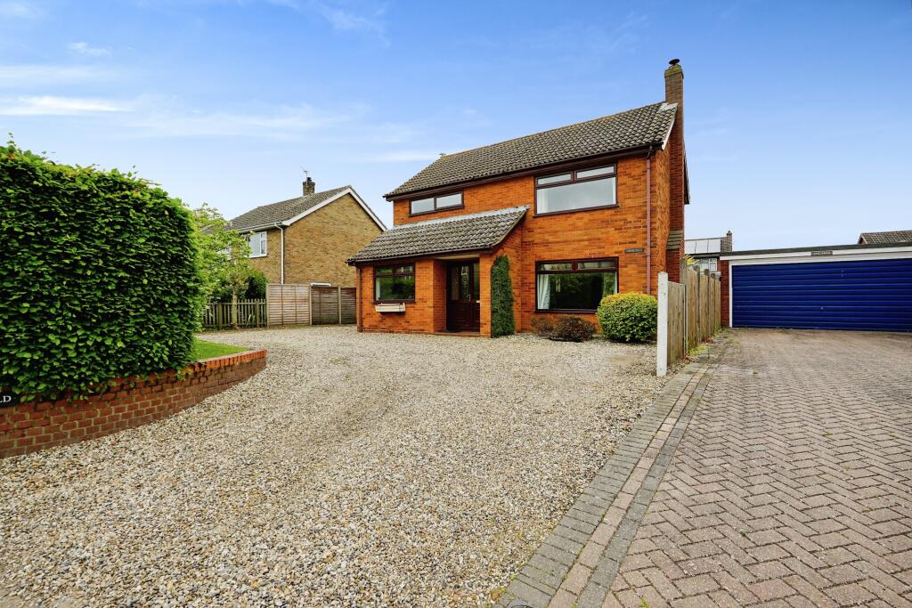4 bedroom detached house for sale in Mill Road, Little Melton, Norwich