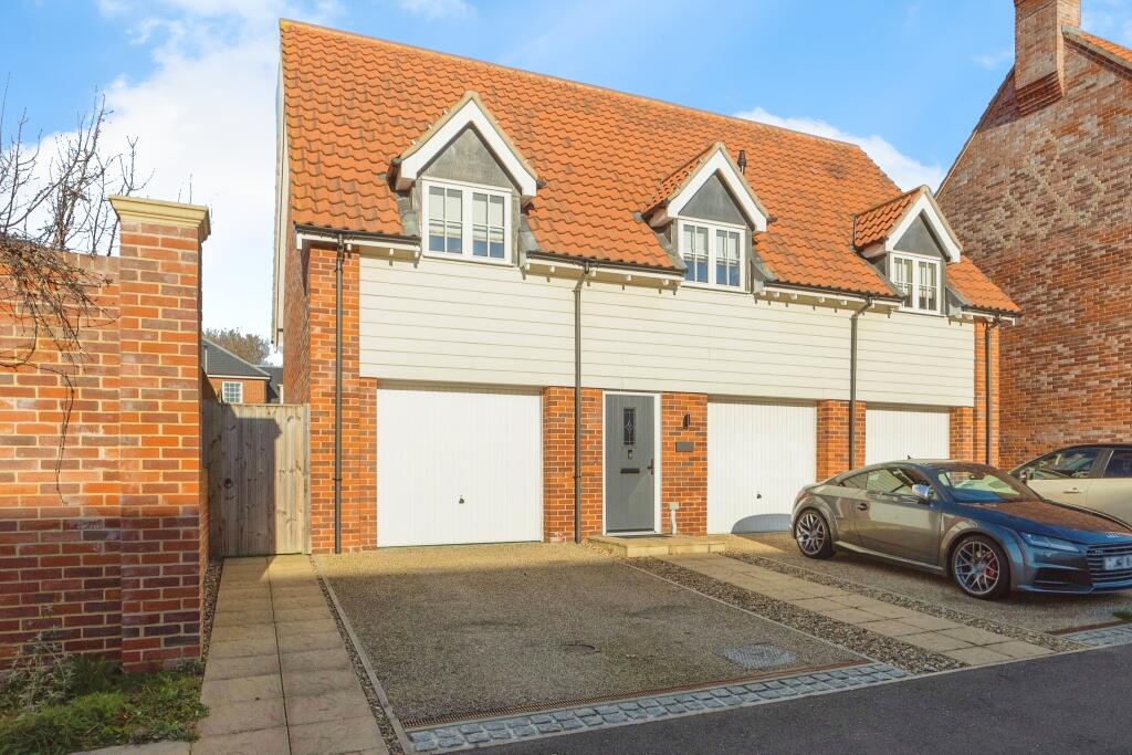 2 bedroom house for sale in Heron Rise, Wymondham, Norwich, Norfolk, NR18