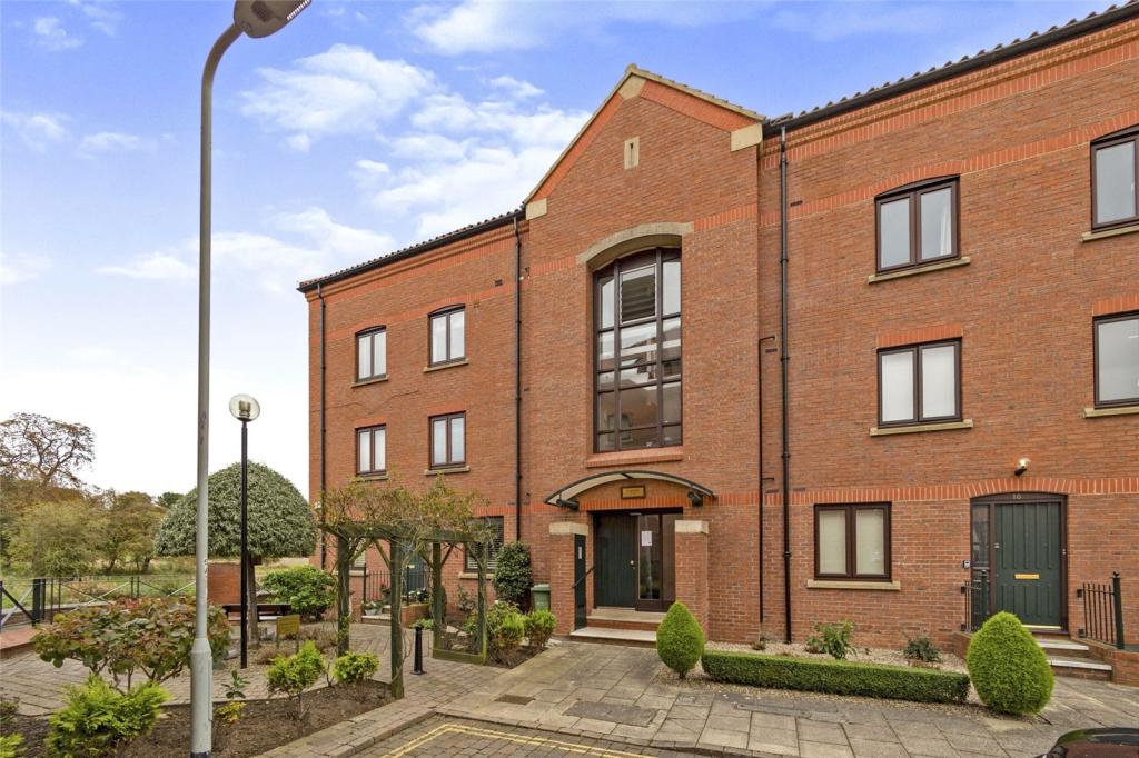2 bedroom flat for sale in Atlas Wynd, Yarm, TS15