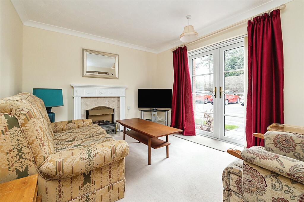 1 bedroom flat for sale in Wycliffe Court, Yarm, Durham, TS15