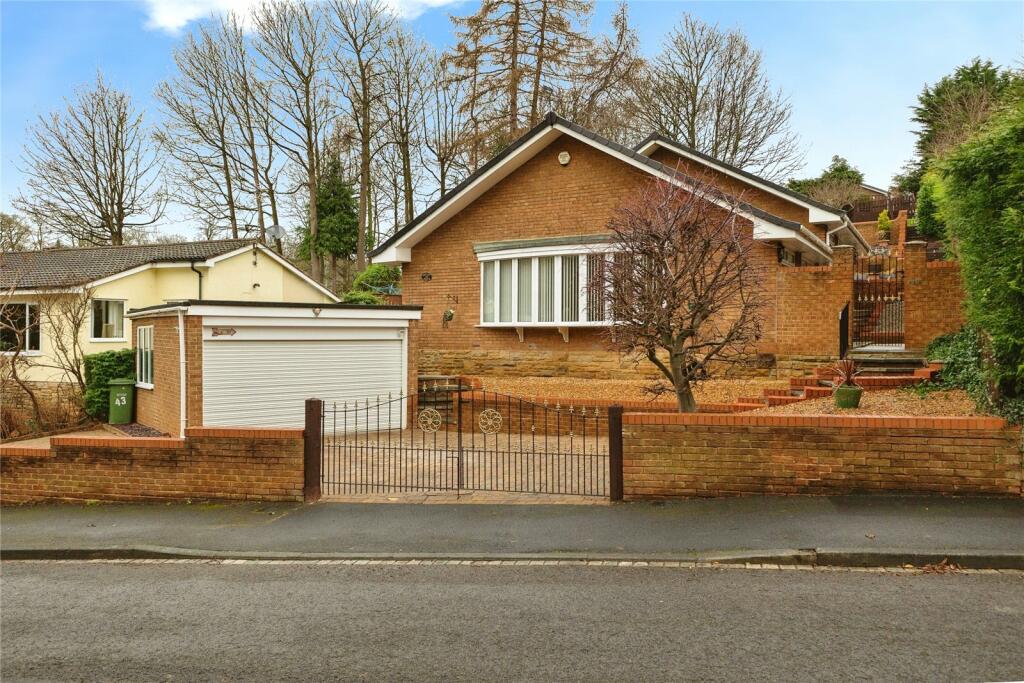 4 bedroom bungalow for sale in Valley Drive, Yarm, Cleveland, TS15