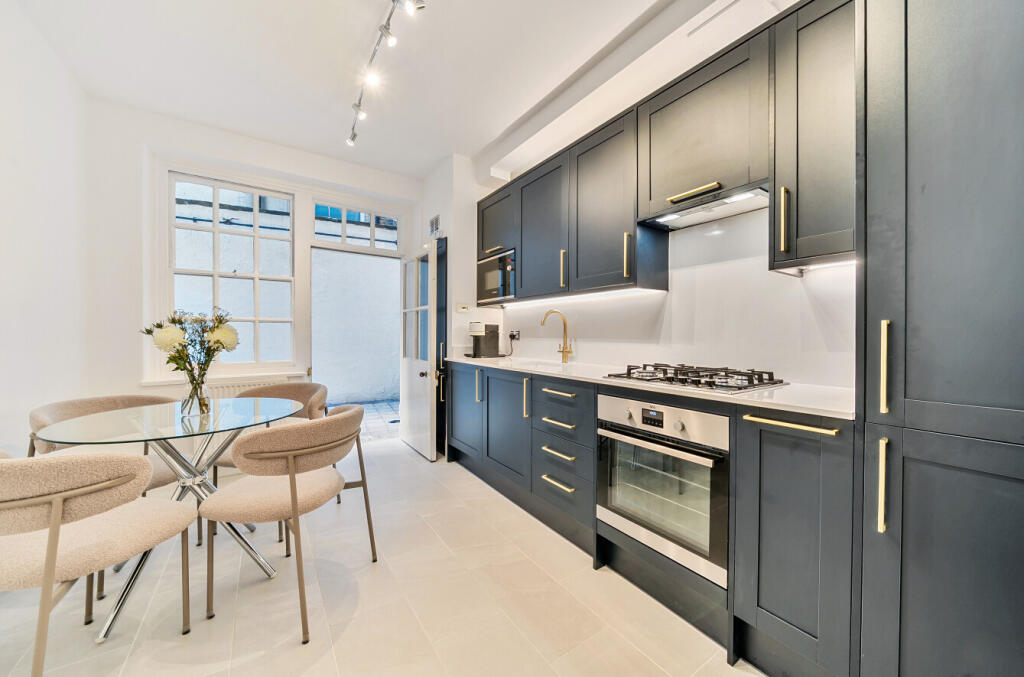 Main image of property: Broad Court, Covent Garden, London