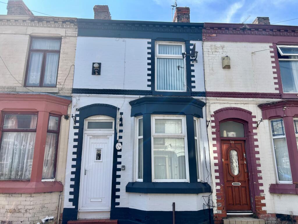 Main image of property: Morden Street, L6 6BA***ROOM LET***