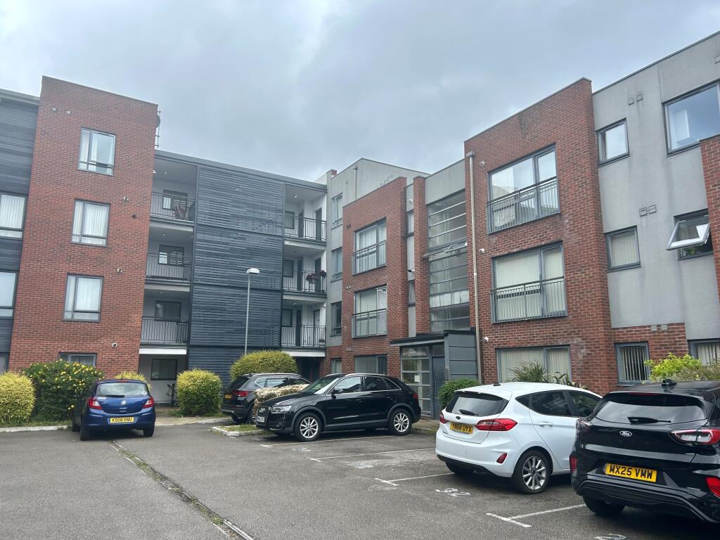 Main image of property: Carlett View, L19