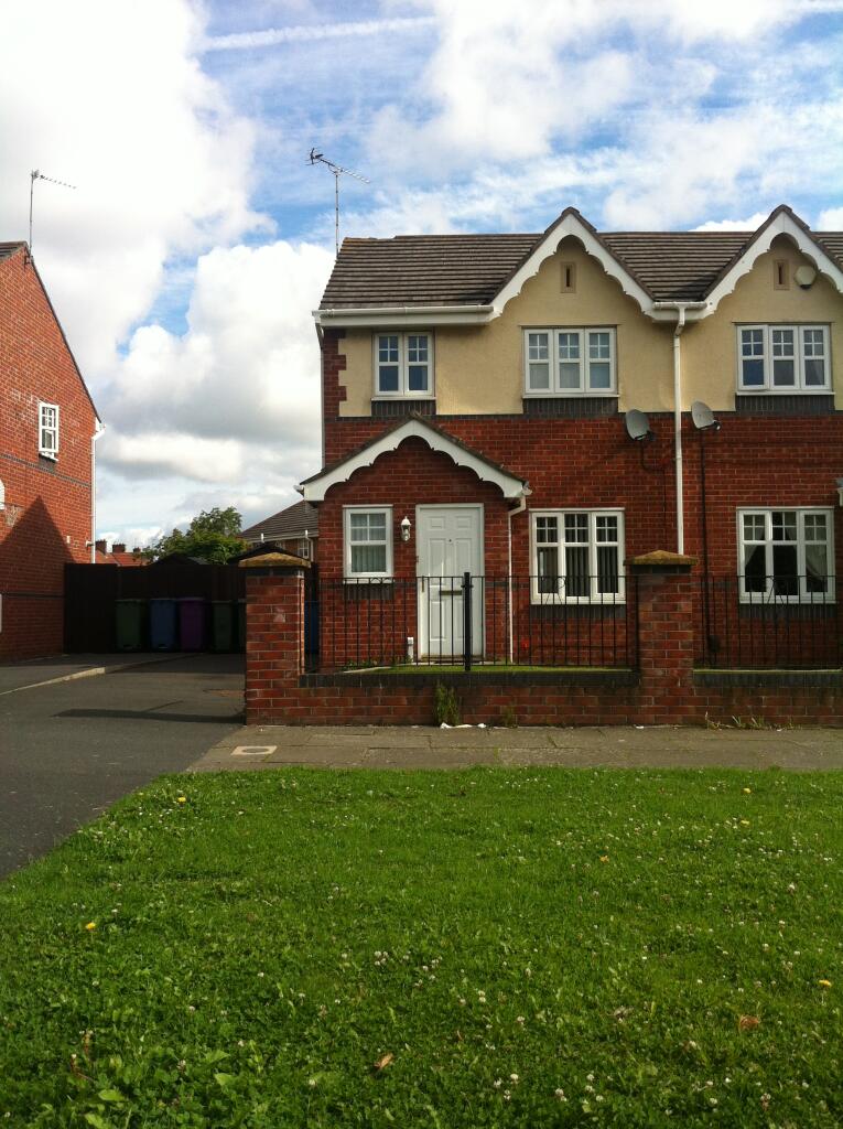 Main image of property: Alderwood Avenue, L24