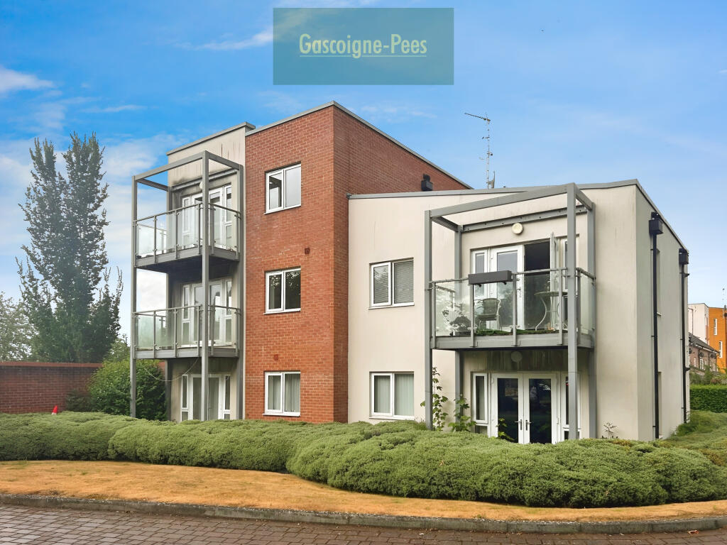 Main image of property: Basingstoke, RG24