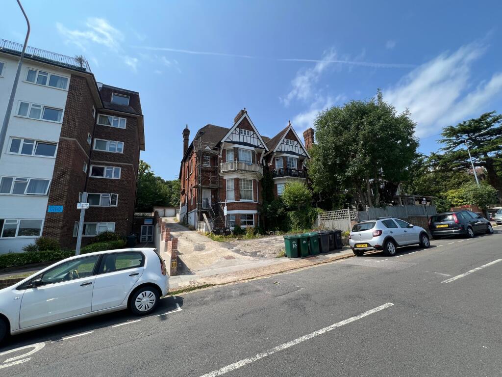 Main image of property: Highcroft Villas, Brighton, BN1 5PS
