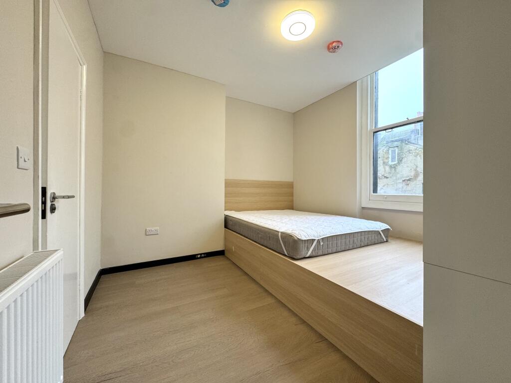 Additional property image - Montpelier Road, Brighton, BN1 2LQ