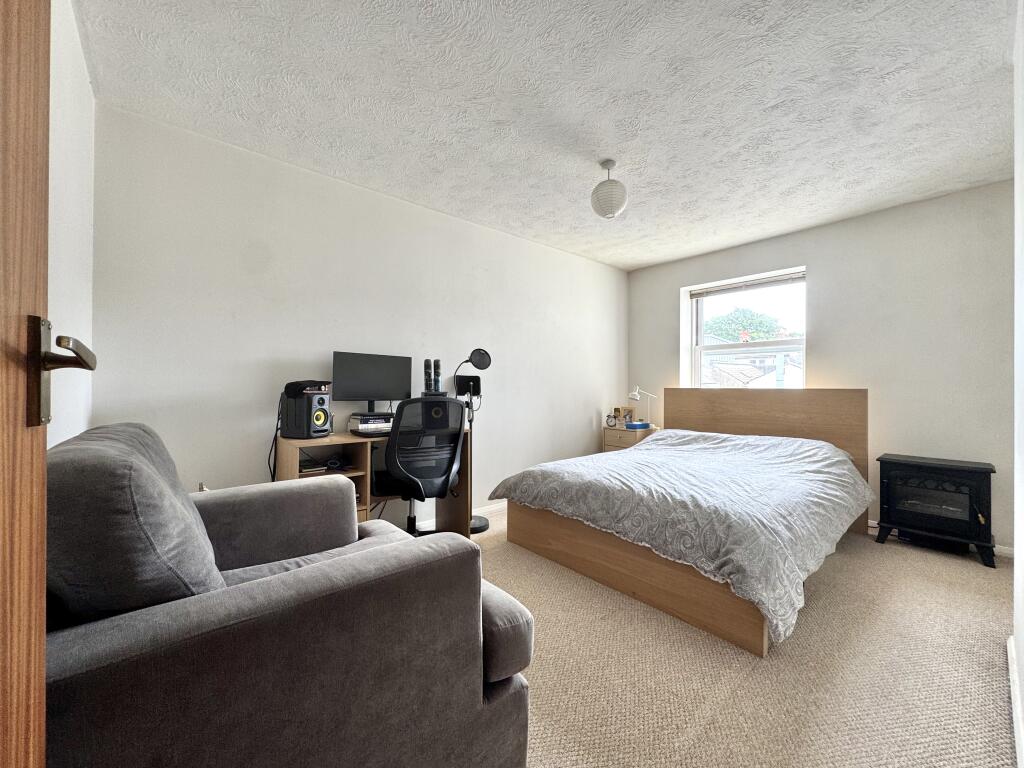 Main image of property: Park Crescent Place, Brighton, BN2 3HF