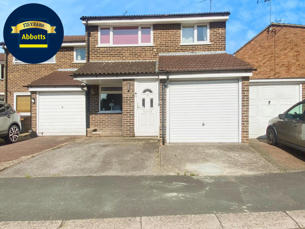 Main image of property: Marigold Close - Springfield CM1 6XU