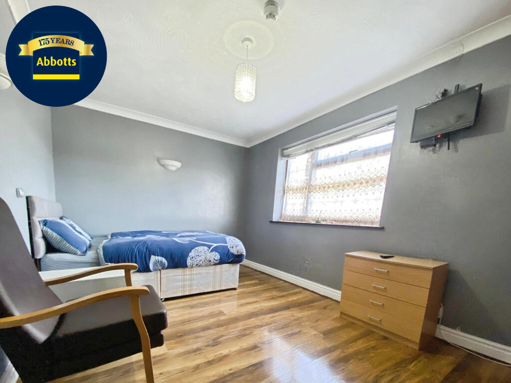 Main image of property: Galleywood Road - CM2