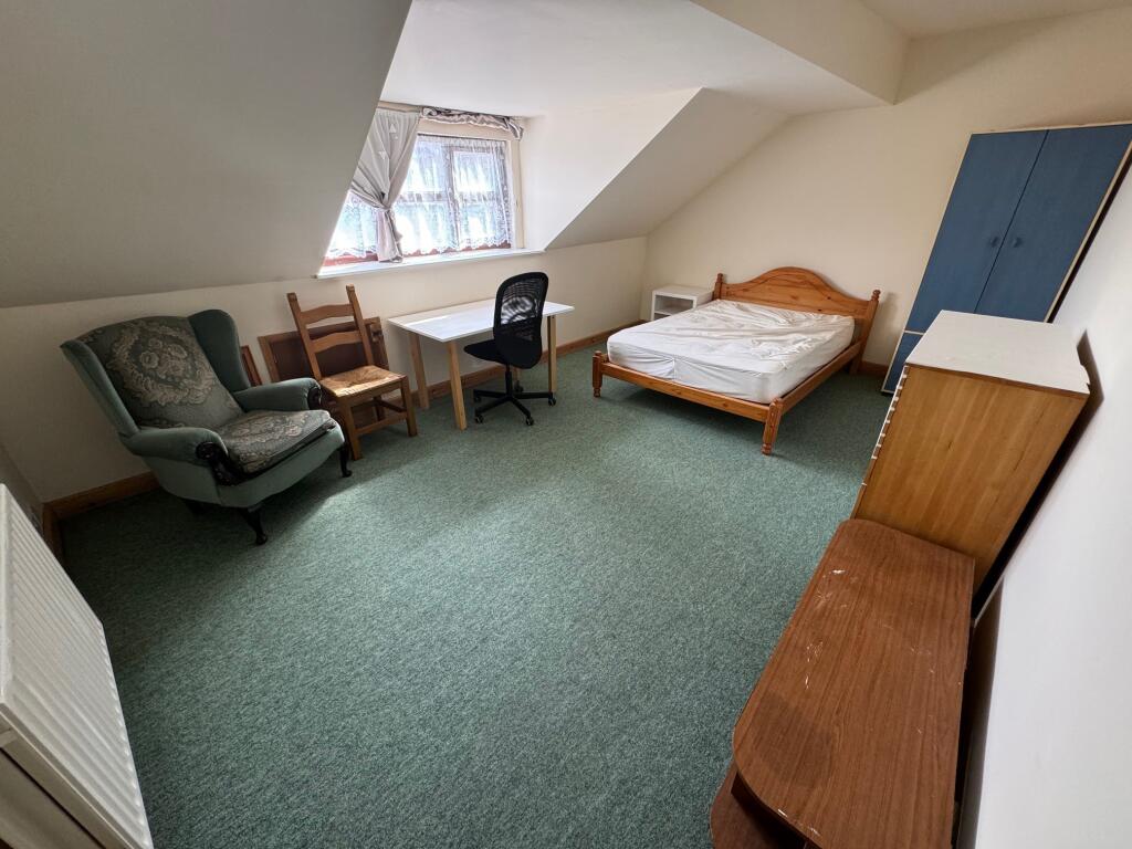 Main image of property: Fishponds Road, Bristol