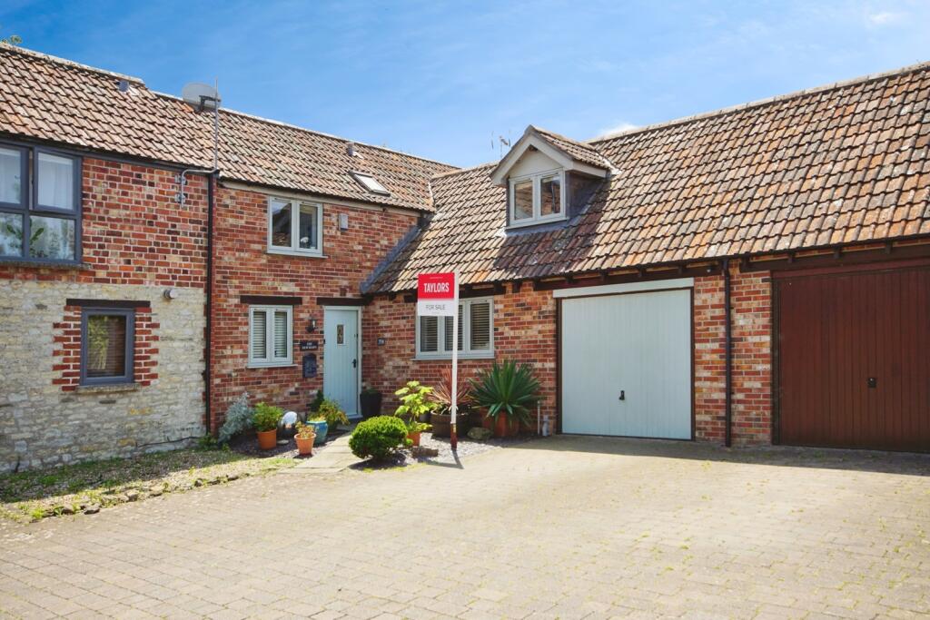 Main image of property: Parkfield Road, Pucklechurch, Bristol