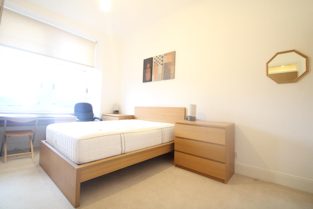 Main image of property: 23 Ingram Street, Merchant City, G1 1HA