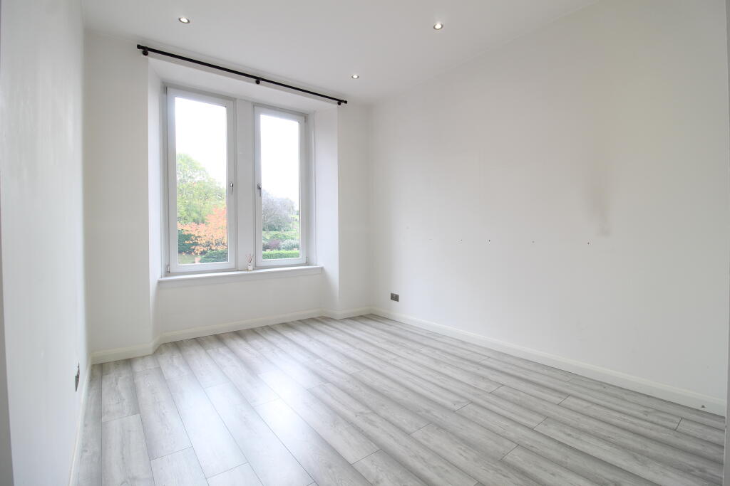 Main image of property: 290 Springburn Road, Glasgow, G21 1SE