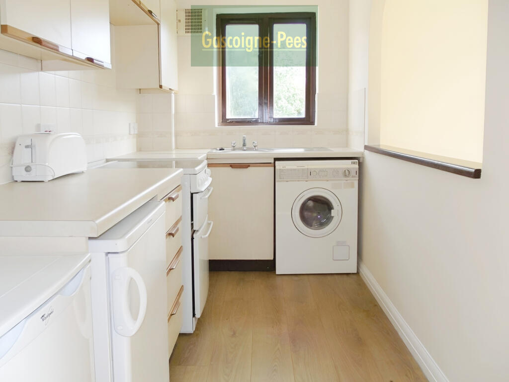 Main image of property: Devoil Close, Burpham