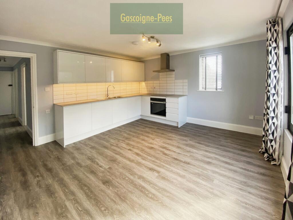 Main image of property: Horsham RH12