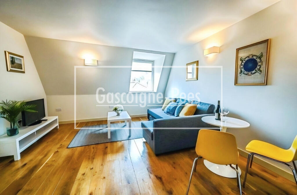 Main image of property: Glynde Place, Horsham