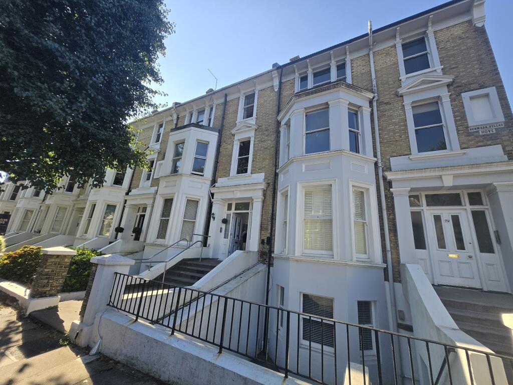 Main image of property: Denmark Villas BN3 3TH