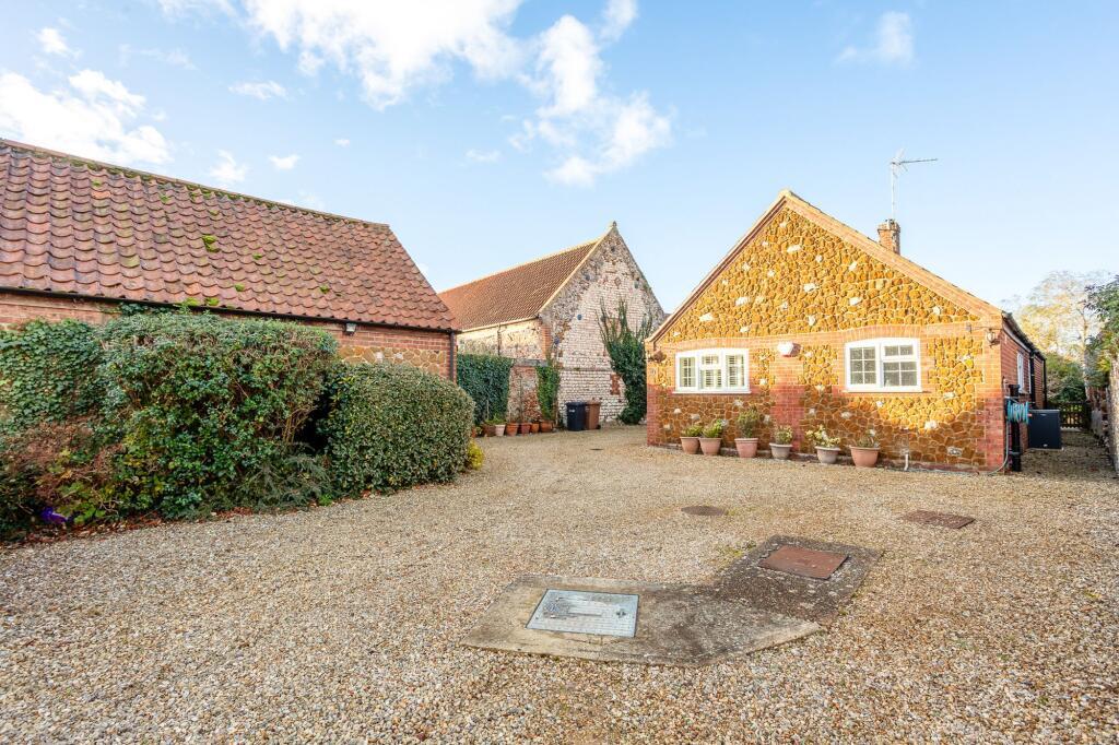 Main image of property: Ringstead